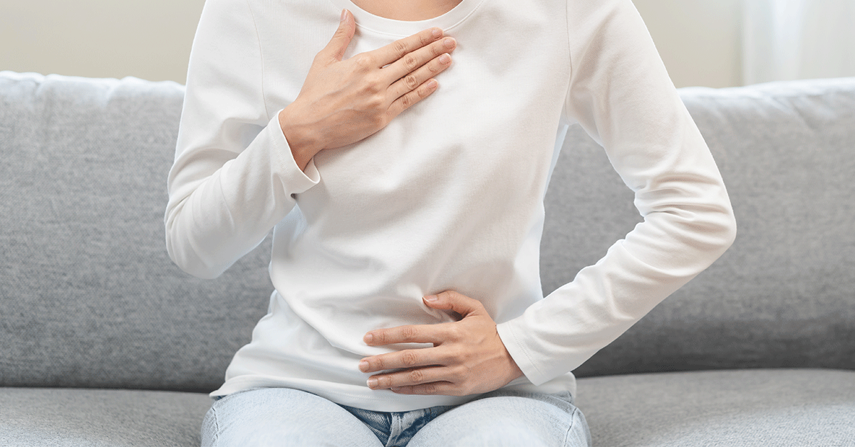 Reflusso gastroesofageo e gastrico: cosa sono, i sintomi, le cause e i rimedi