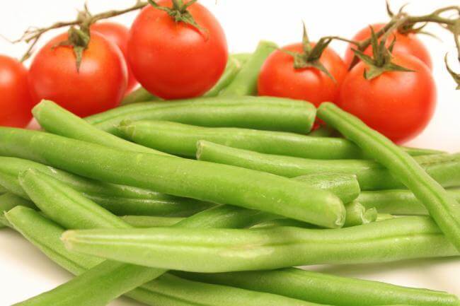 Fagiolini al pomodoro: una ricetta semplice e antietà