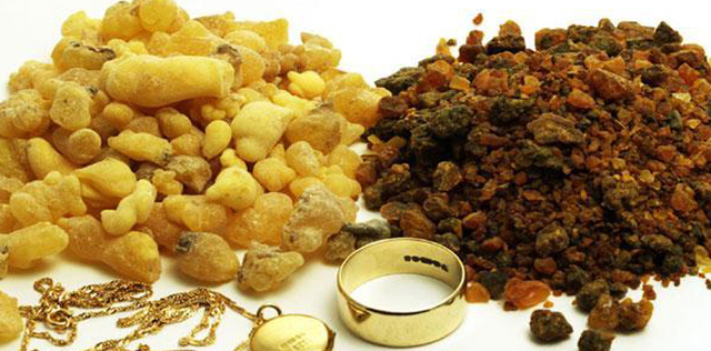 Oro incenso e mirra: le cure cosmetiche sotto l'albero