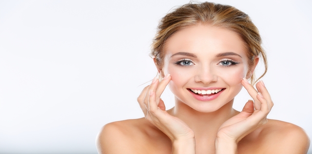 Acne, gli oli essenziali che aiutano a combatterla