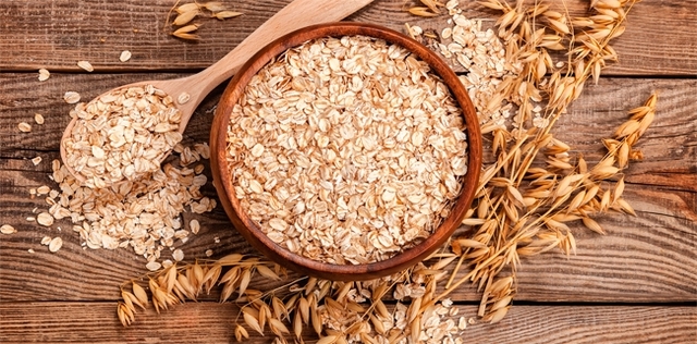 Avena: proprietà, benefici e gli usi in cucina