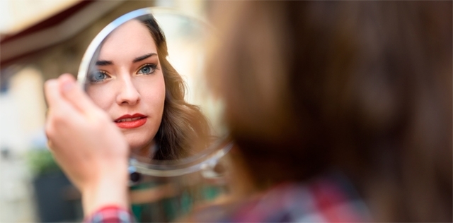 Ossessione del proprio aspetto: cosa nasconde?