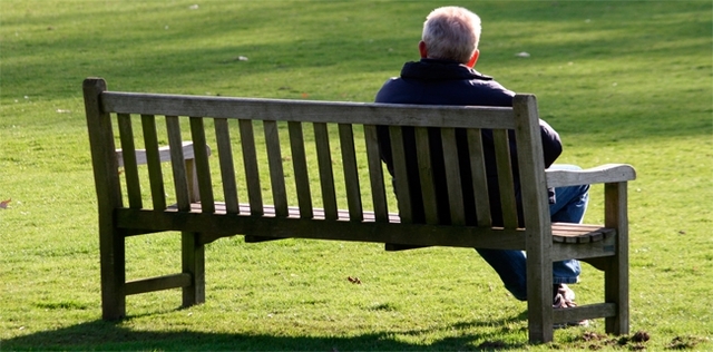 Poco sonno e carenza di vitamina D fanno invecchiare il cervello